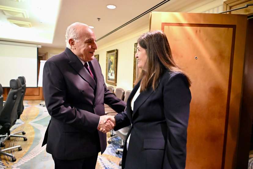 السيد عطاف يلتقي بجدة بنظيرته الفلسطينية