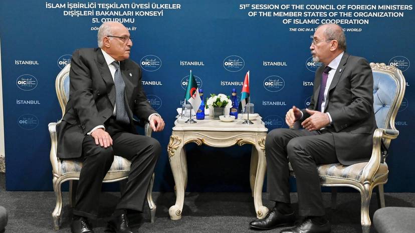 M. Attaf a des entretiens bilatéraux avec son homologue jordanien à Istanbul