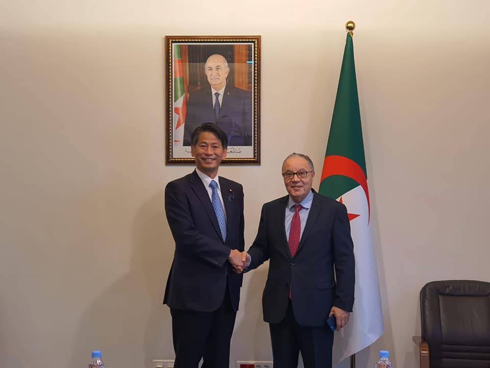 Le Secrétaire Général s'entretient avec le ministre délégué auprès du MAE japonais