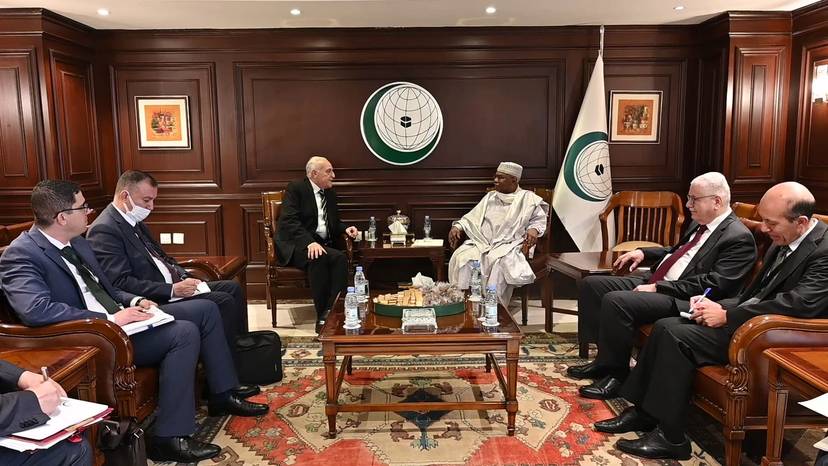M. Attaf tient à Djeddah une rencontre bilatérale avec le SG de l'OCI