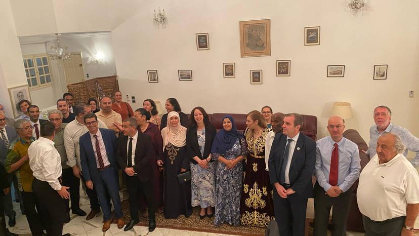 Mme Mansouri rencontre des membres de la communauté algérienne au Gabon