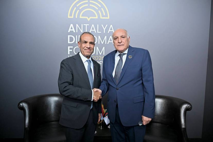 M. Attaf s'entretient à Antalya avec son homologue égyptien