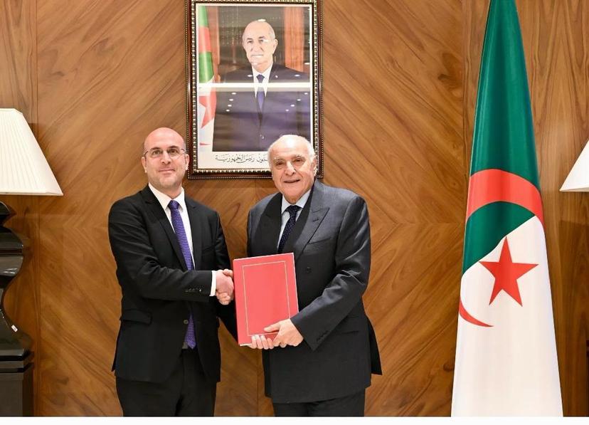 Mr. Attaf receives the new Ambassador of Luxembourg to Algeria