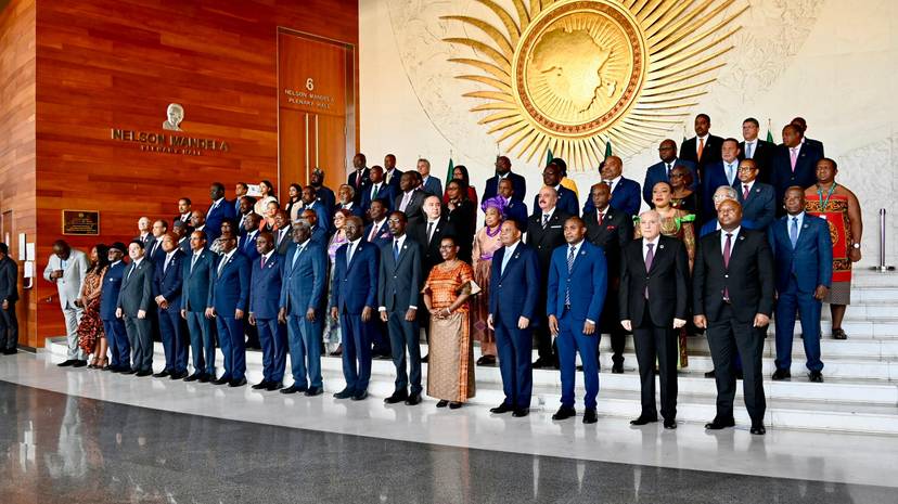 M. Attaf a des entretiens bilatéraux avec plusieurs homologues africains