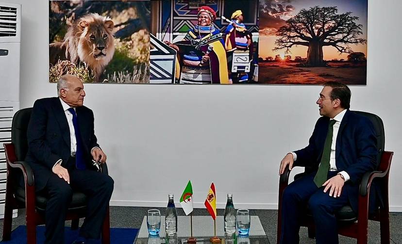 M.Attaf s'entretient à Johannesburg avec son homologue espagnol